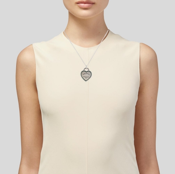 BNIB RARE! Return to Tiffany & Co Sterling Silver Blue Enamel Love Heart Pendent - Picture 9 of 16